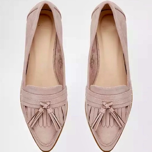 ASOS Shoes - *NWOT* ASOS / MATCHMAKER Pointed Flat Shoes - Mink / US 6